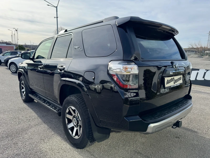 Toyota 4runner TRD, снимка 5 - Автомобили и джипове - 49554403