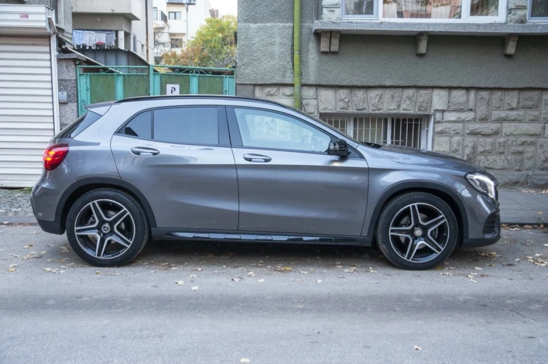 Mercedes-Benz GLA 250 AMG 4matic, снимка 2 - Автомобили и джипове - 52490861