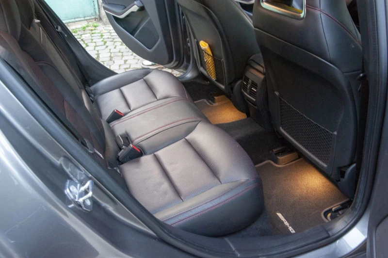 Mercedes-Benz GLA 250 AMG 4matic, снимка 7 - Автомобили и джипове - 52490861