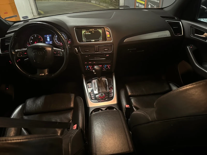 Audi Q5 3.0TDI Sline Quattro, снимка 11 - Автомобили и джипове - 53114527