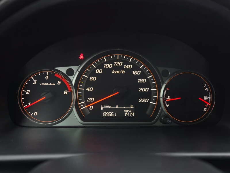 Honda Cr-v 2.2 i-CDTi 4x4 ОТЛИЧНА, снимка 9 - Автомобили и джипове - 53384069