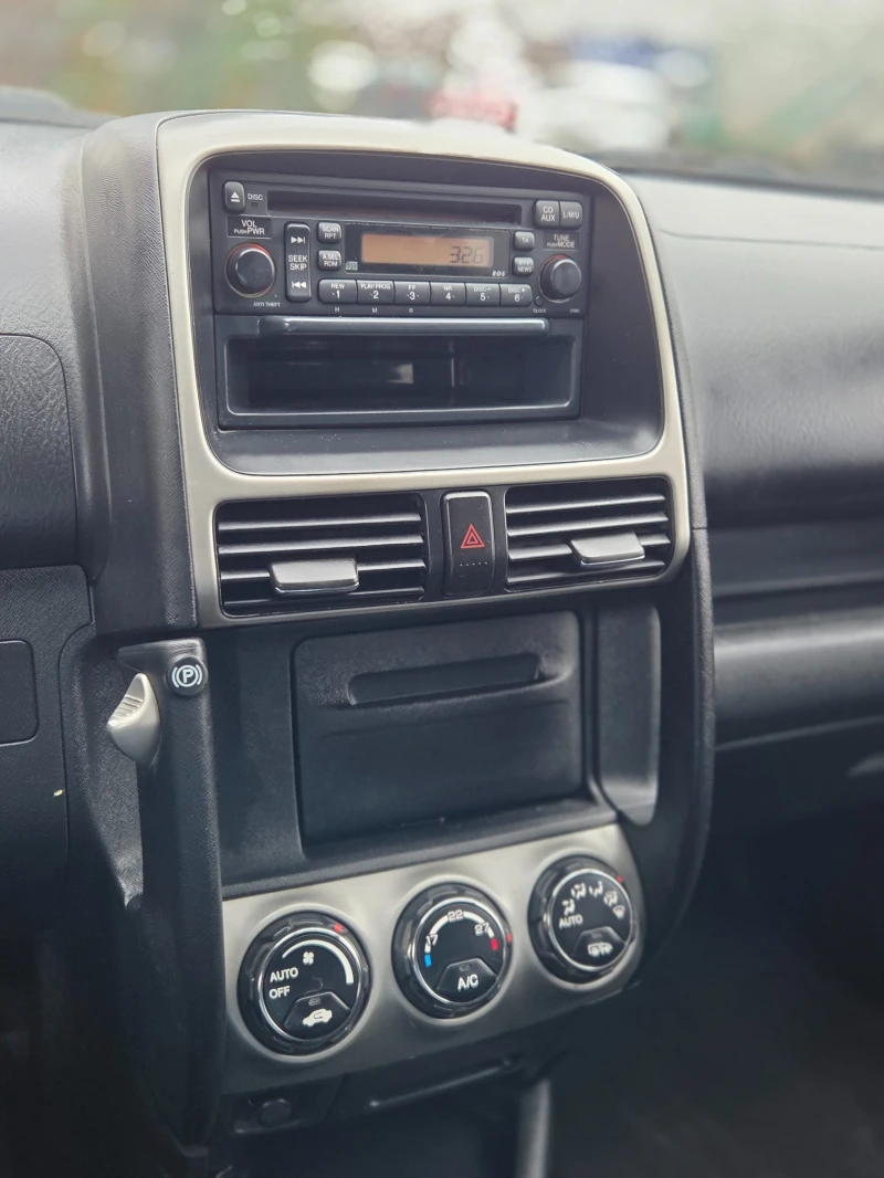 Honda Cr-v 2.2 i-CDTi 4x4 ОТЛИЧНА, снимка 10 - Автомобили и джипове - 53384069