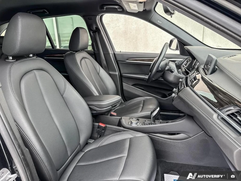 BMW X1 xDrive28i С РЕГИСТРАЦИЯ & АВТОКРЕДИТ, снимка 14 - Автомобили и джипове - 53513904