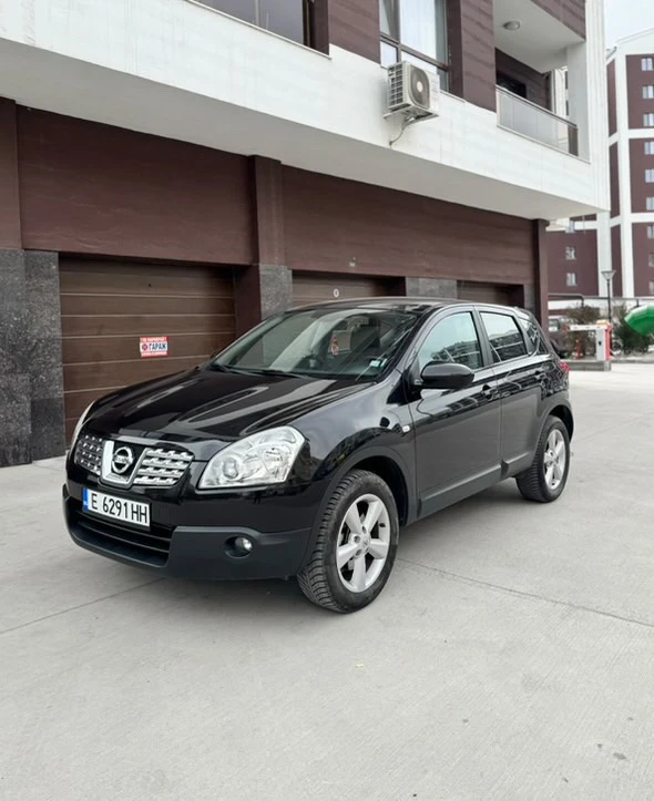 Nissan Qashqai 2.0 dci 4x4 PANORAMA, снимка 2 - Автомобили и джипове - 53632592