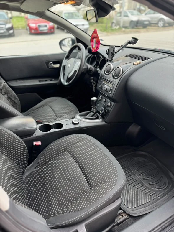 Nissan Qashqai 2.0 dci 4x4 PANORAMA, снимка 5 - Автомобили и джипове - 53632592