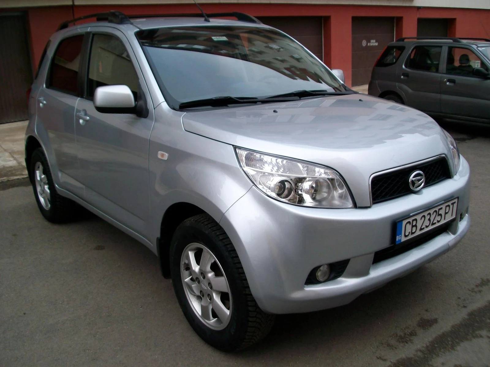 Daihatsu Terios 1.5 VVT-i  4x4 Avtomat ITALIQ  - изображение 3