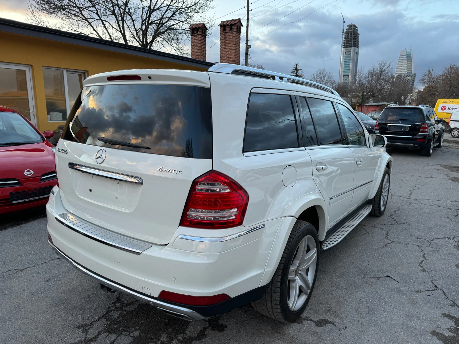 Mercedes-Benz GL 55 AMG  - изображение 5