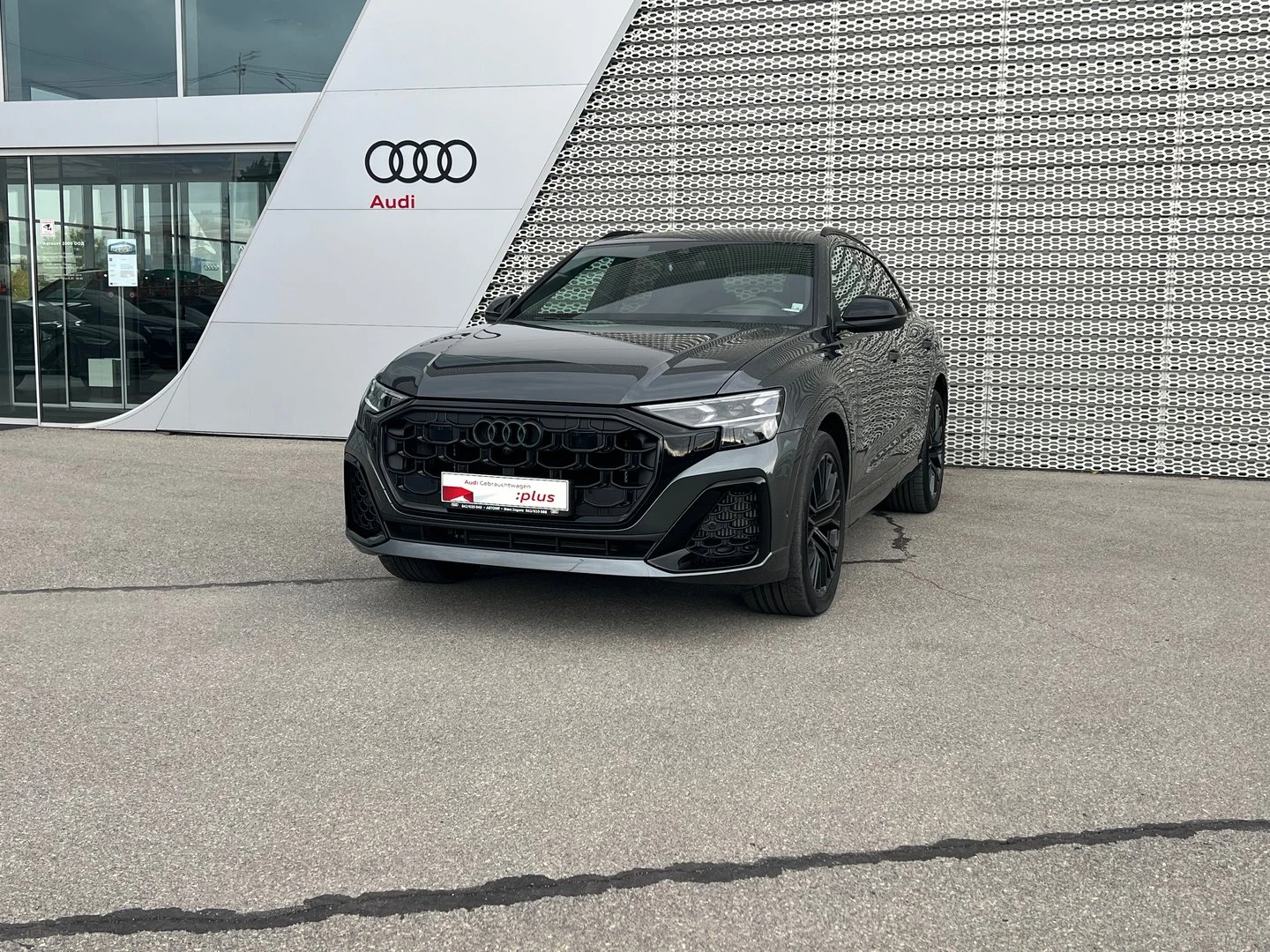 Audi Q8 55 TFSIe quattro | Mobile.bg — изображение 1