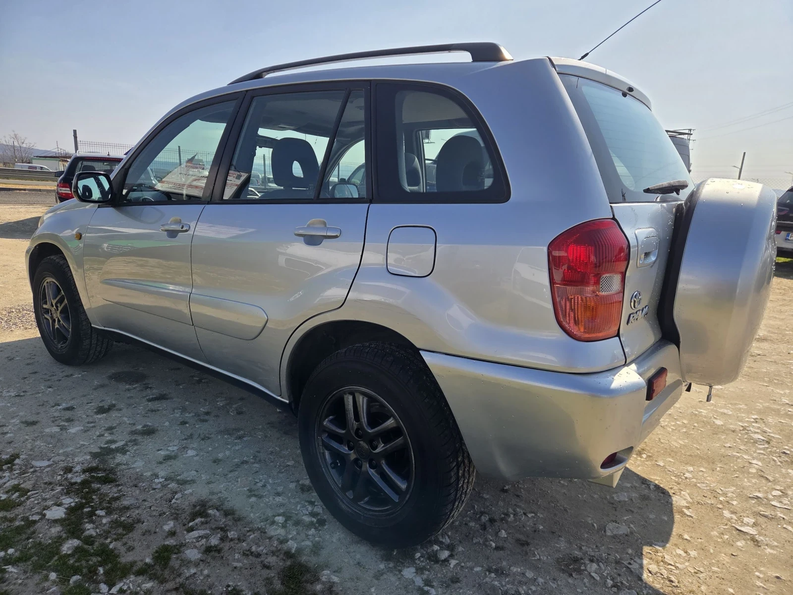 Toyota Rav4 2.0i. 150 кс., снимка 4 - Автомобили и джипове - 53745201