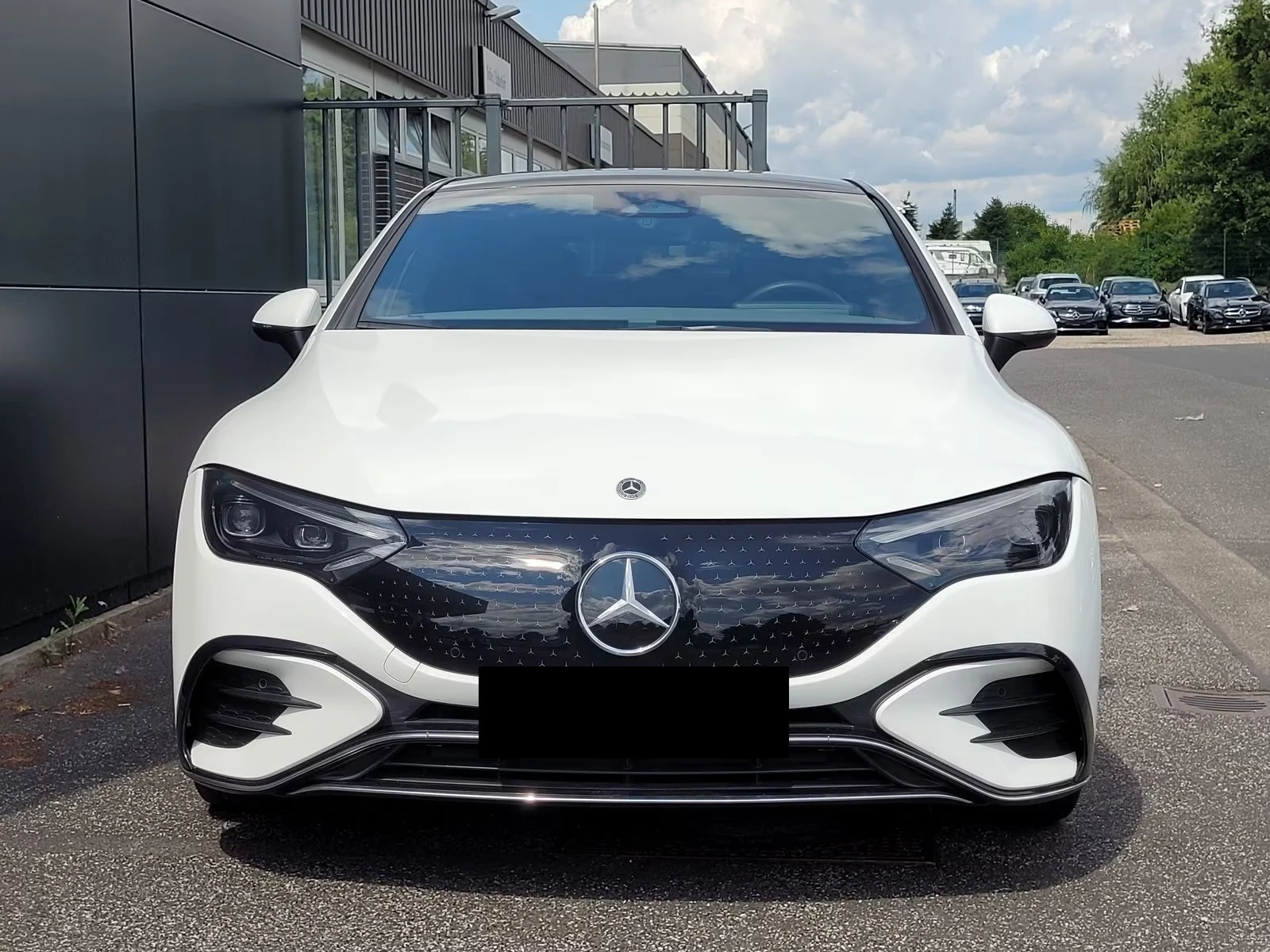 Mercedes-Benz EQE 350 / AMG / NIGHT / BURM / PANO / DIGITAL LIGHT / | Mobile.bg � ����������� 2