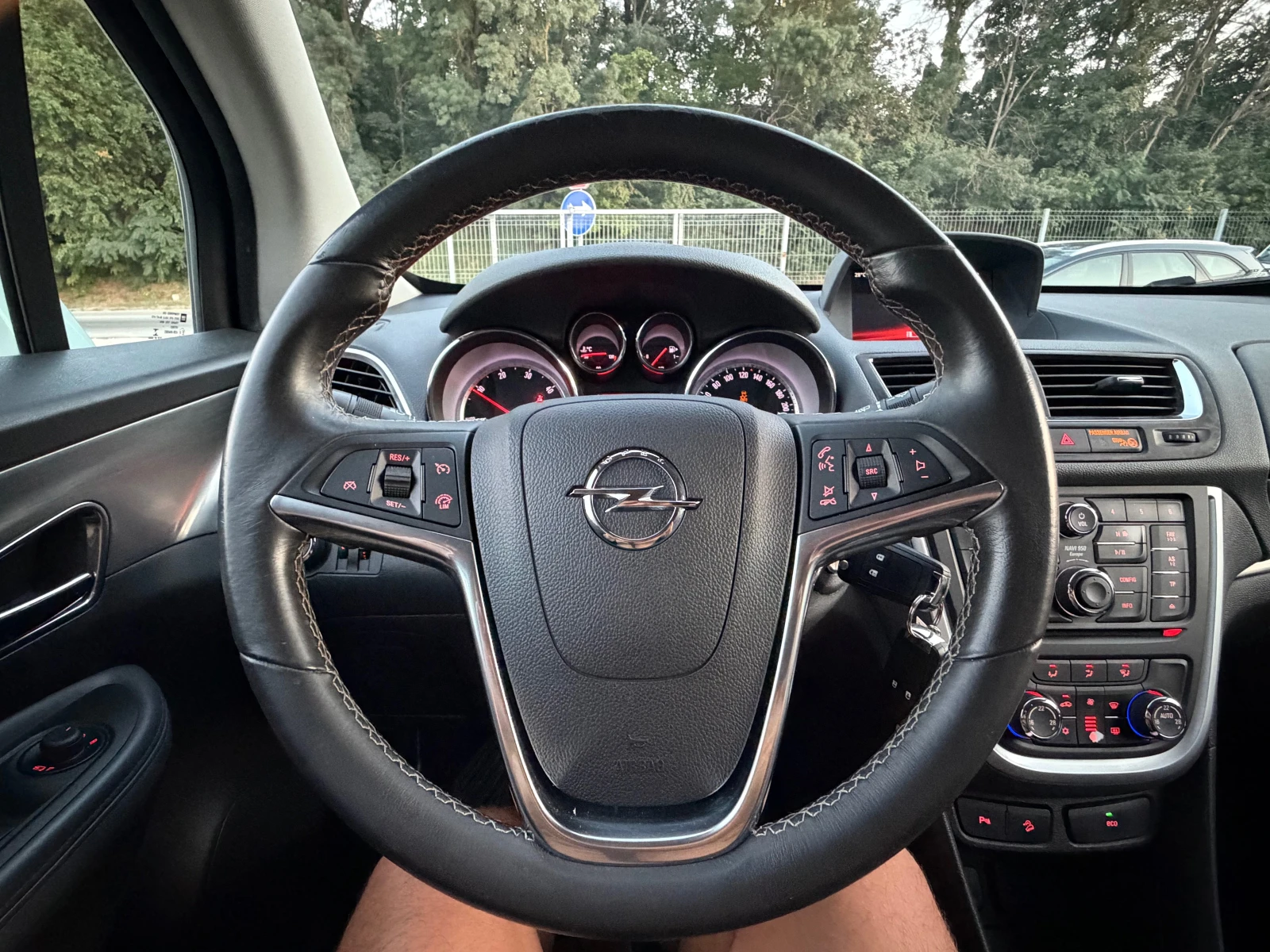 Opel Mokka 1.7CDTI* COSMO* KOJA* TOP* EVRO5, снимка 10 - Автомобили и джипове - 55549801