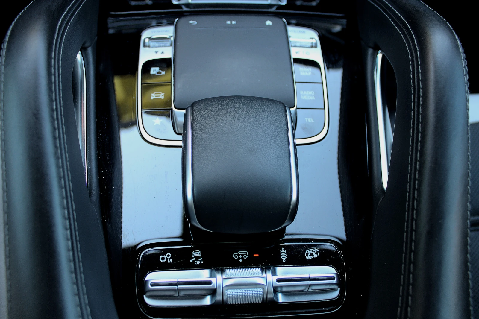Mercedes-Benz GLE 63 S AMG 4-MATIC/DISTRONIC/MULTIBEAM/KAMERA360/PANO/KEY-GO | Mobile.bg � ����������� 14