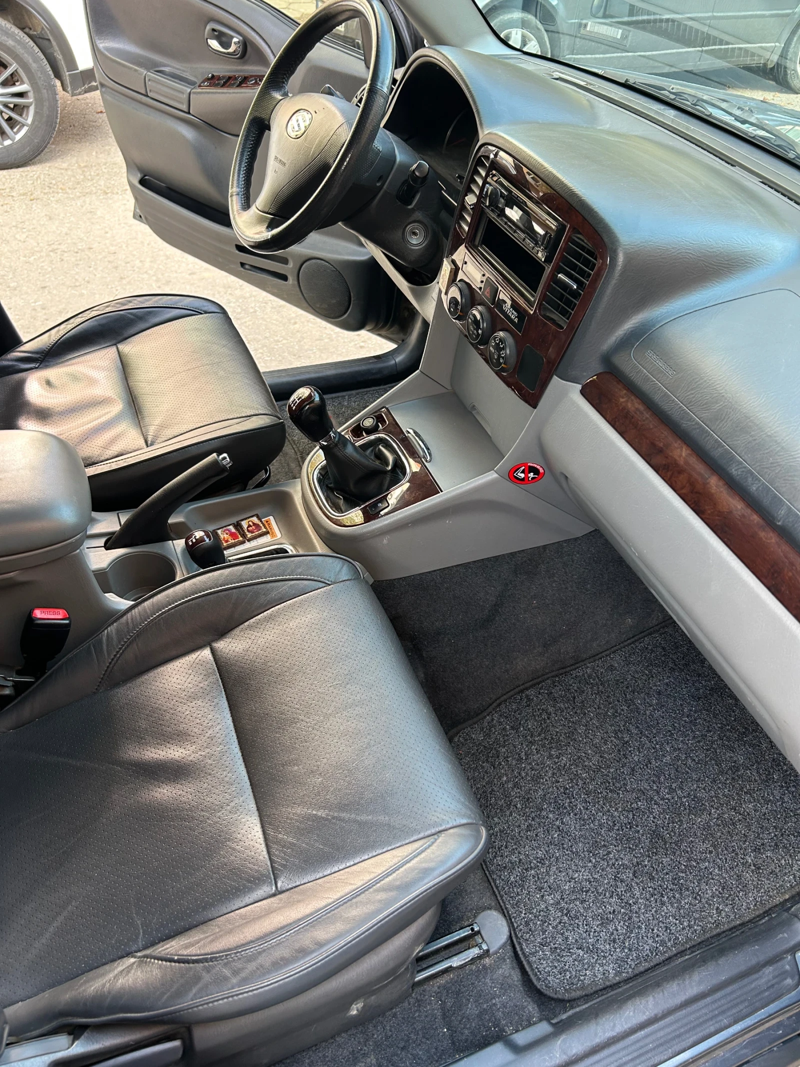 Suzuki Grand vitara, снимка 9 - Автомобили и джипове - 56645893