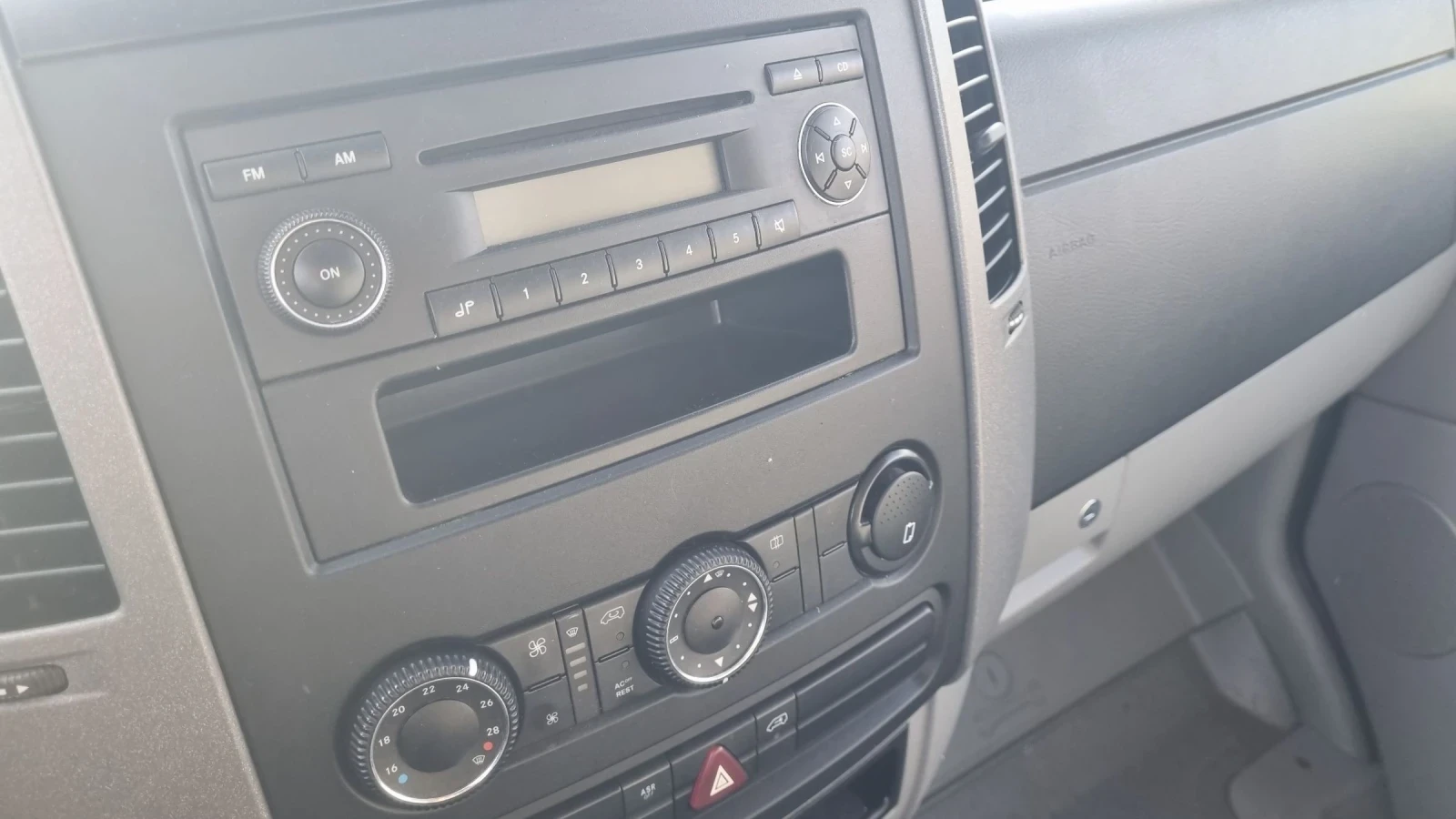 VW Crafter 136PS | Mobile.bg   10