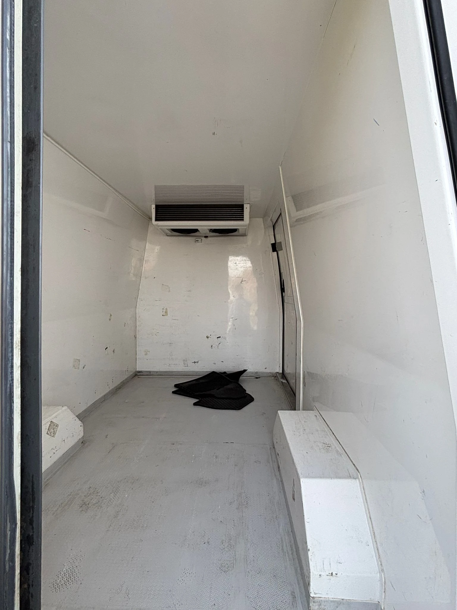 Mercedes-Benz Sprinter 319  - изображение 8