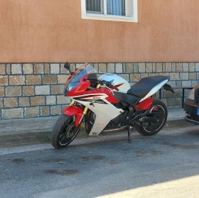 Обява за продажба на Honda Cbr ~7 300 лв. - изображение 1