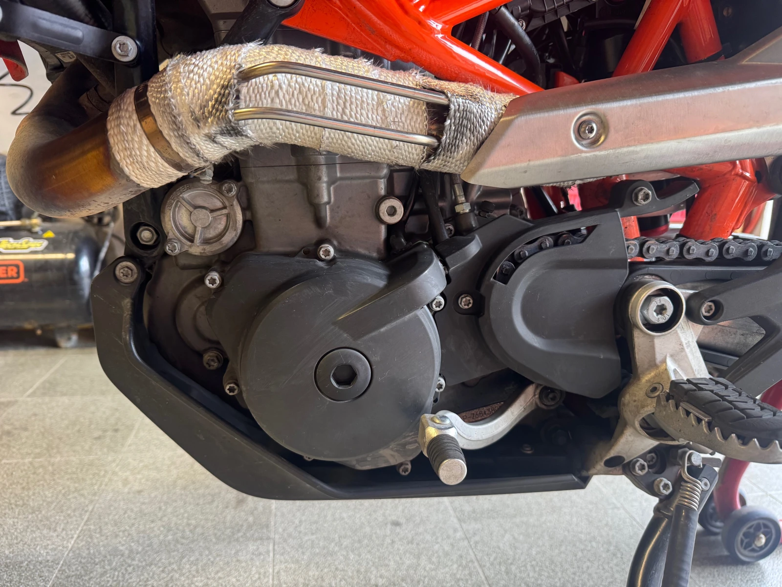 Ktm SMC SMC690R - изображение 7