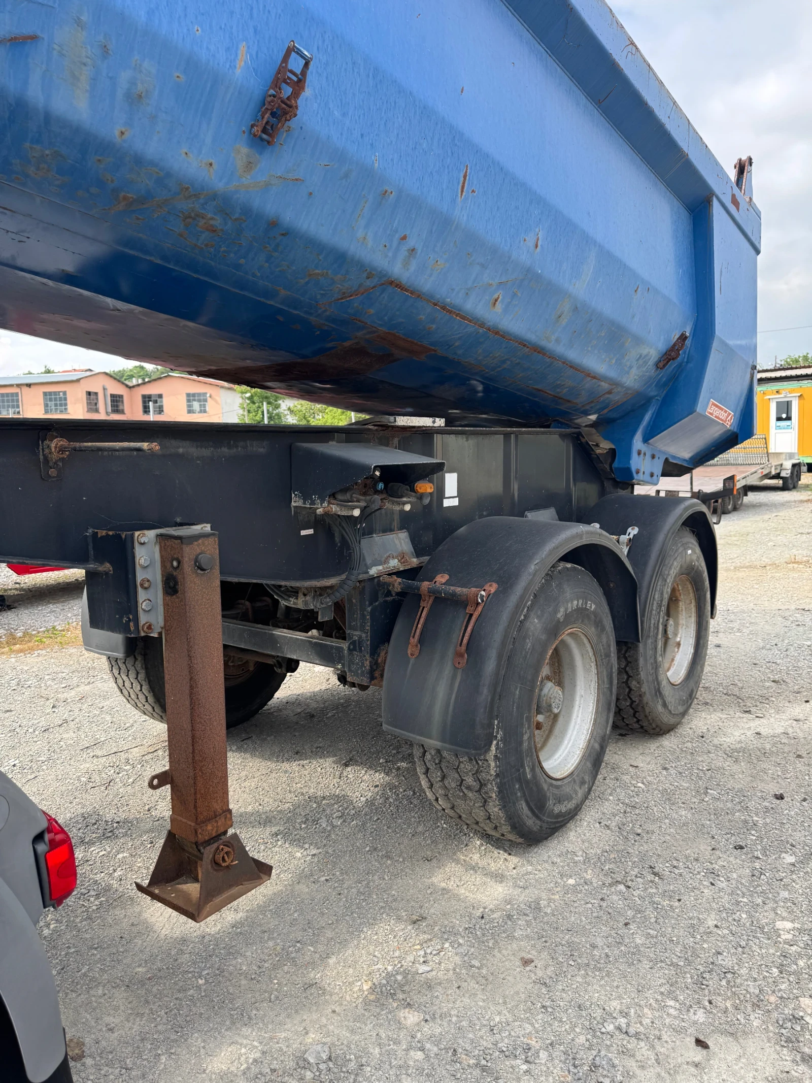 Полуремарке Langendorf     SKS-HS 18/27, снимка 6 - Ремаркета - 55047730
