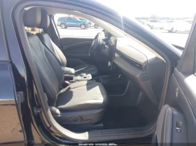 Ford Mustang Mach-E Premium AWD, снимка 5