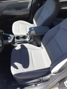 Hyundai Elantra Value Edition, снимка 13
