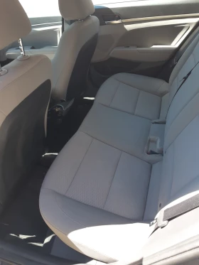 Hyundai Elantra Value Edition, снимка 9