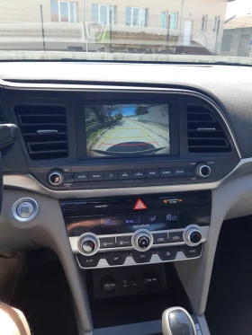 Hyundai Elantra Value Edition, снимка 12