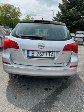 Opel Astra ASTRA SPORT TOURER, снимка 5 - Автомобили и джипове - 45762365