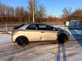 Honda Civic 2.2 CDTI - 3149 € / 6158.91 лв. - 84045317 6