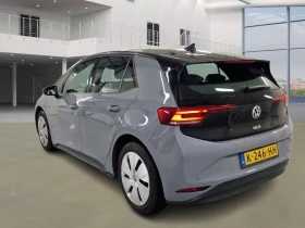 VW ID.3 Pro Life - 15600 € / 30510.95 лв. - 49249677 4