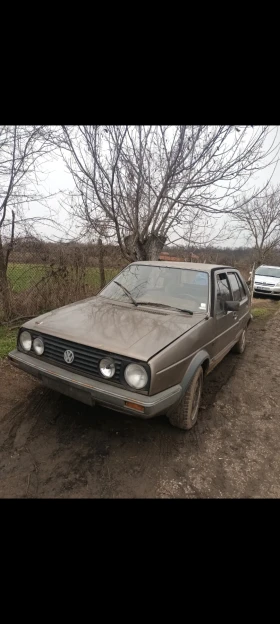 VW Golf На части