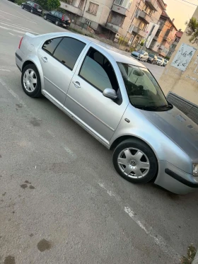 VW Bora - 1999 € - 91220046 9