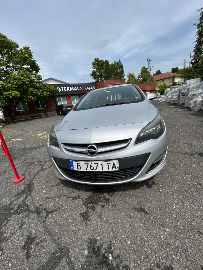 Opel Astra ASTRA SPORT TOURER, снимка 1 - Автомобили и джипове - 48697552