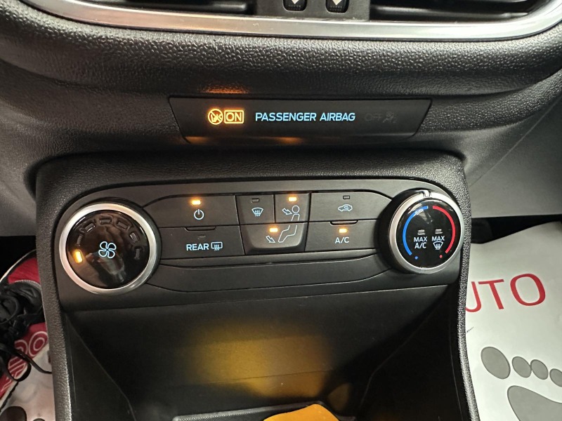 Ford Fiesta LPG/Bluetooth/Lane Assist/USB, снимка 15 - Автомобили и джипове - 45880658