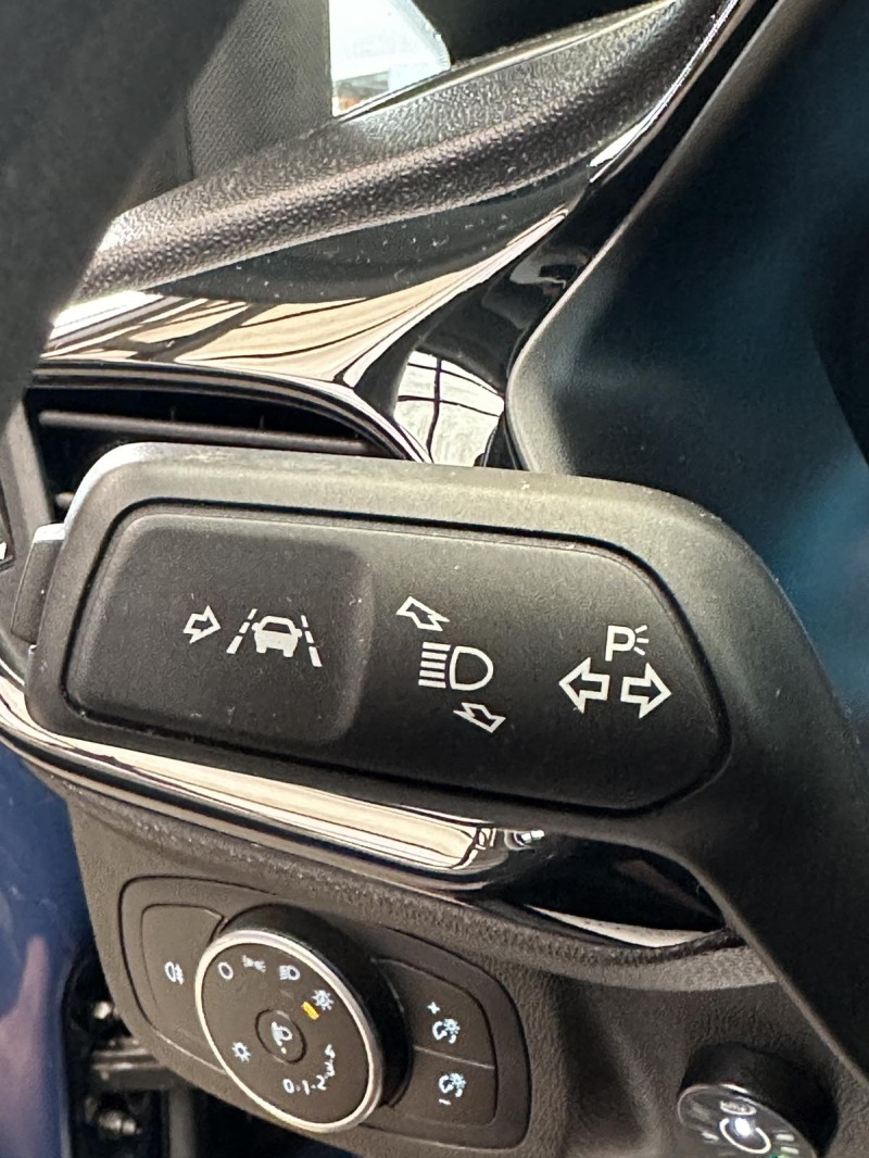 Ford Fiesta LPG/Bluetooth/Lane Assist/USB, снимка 14 - Автомобили и джипове - 45880658