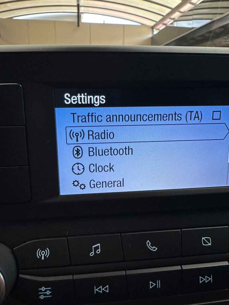 Ford Fiesta LPG/Bluetooth/Lane Assist/USB, снимка 17 - Автомобили и джипове - 45880658