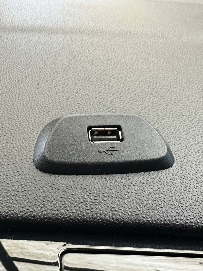 Ford Fiesta LPG/Bluetooth/Lane Assist/USB, снимка 13 - Автомобили и джипове - 45880658