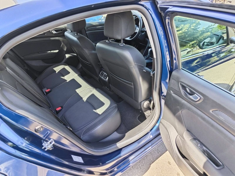 Renault Megane 1.5 blue dCi 115k.c., снимка 9 - Автомобили и джипове - 46427674