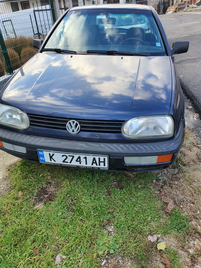 VW Golf, снимка 7 - Автомобили и джипове - 48081137