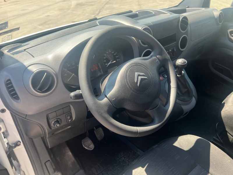 Citroen Berlingo 1, 6 HDI, снимка 12 - Автомобили и джипове - 51442075