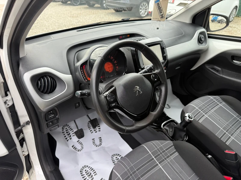 Peugeot 108 1.0i/80hp/NAVI/EVRO6/Service Book, снимка 8 - Автомобили и джипове - 52160056