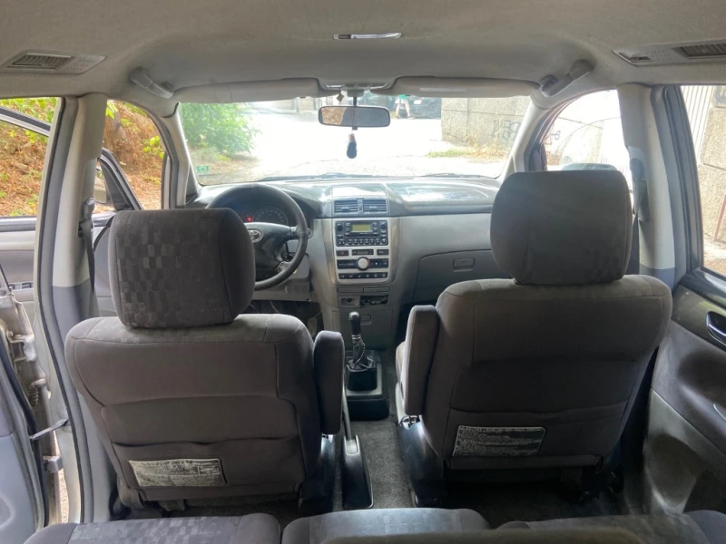 Toyota Avensis verso, снимка 7 - Автомобили и джипове - 52361904