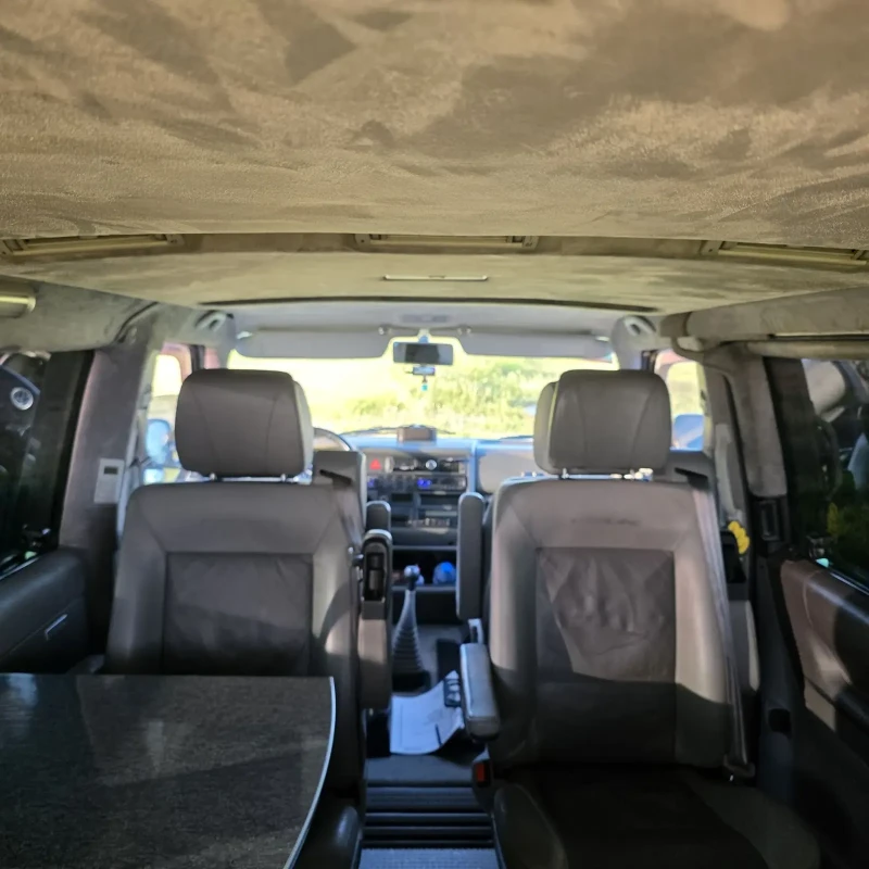 VW Multivan 2.5 TDI* 101к.с.* , снимка 11 - Автомобили и джипове - 52746738