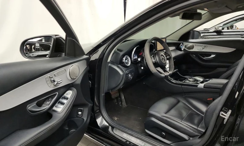 Mercedes-Benz 220, снимка 10 - Автомобили и джипове - 52938760