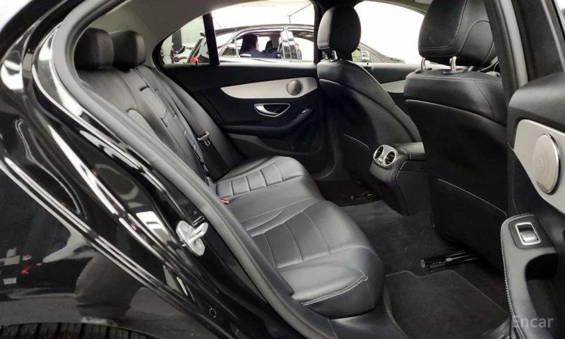 Mercedes-Benz 220, снимка 12 - Автомобили и джипове - 52938760