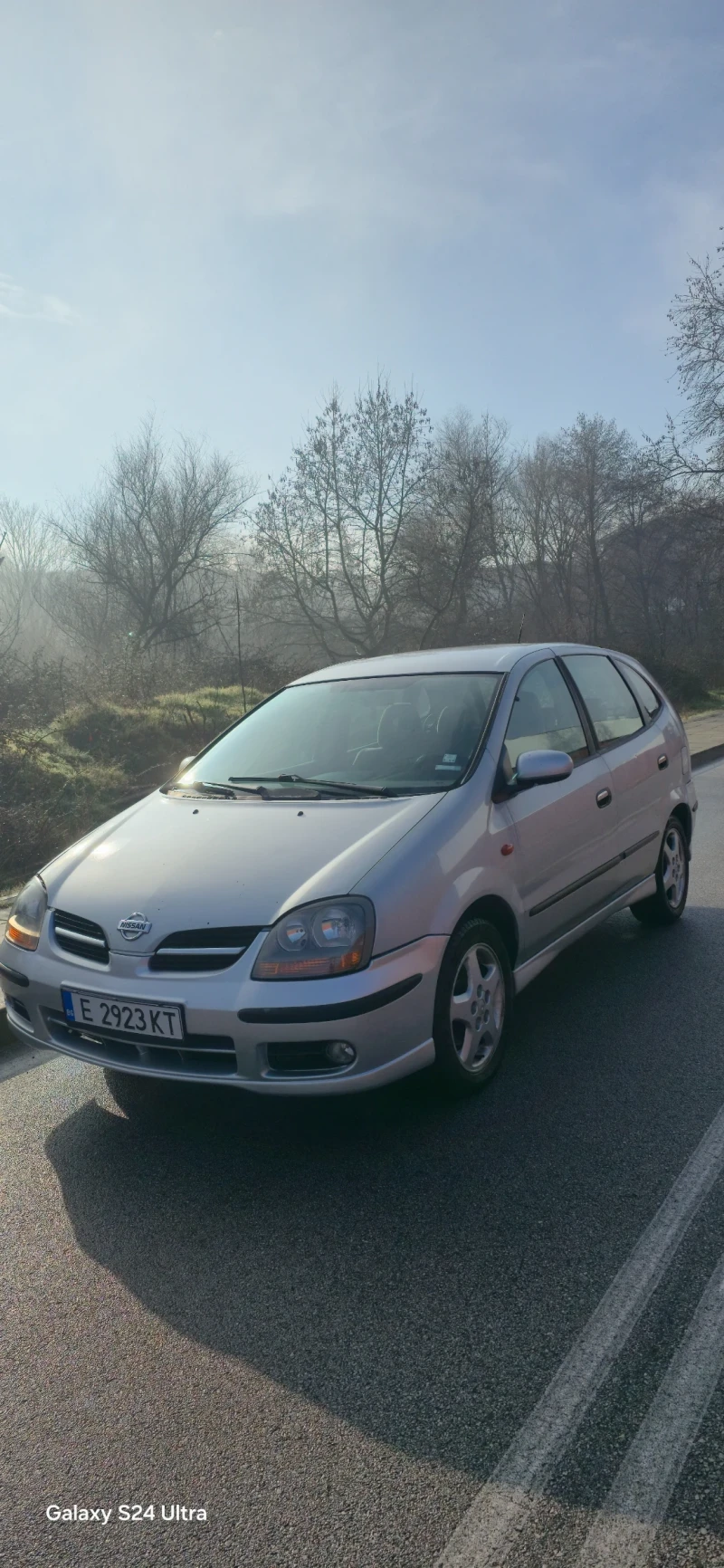 Nissan Almera tino, снимка 4 - Автомобили и джипове - 53299908