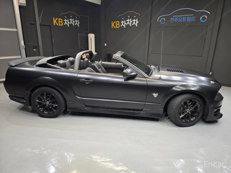 Ford Mustang, снимка 7 - Автомобили и джипове - 53456439