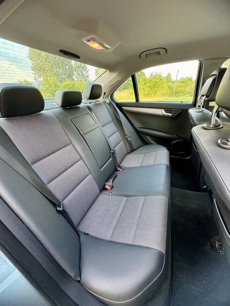 Mercedes-Benz C 250  - изображение 8