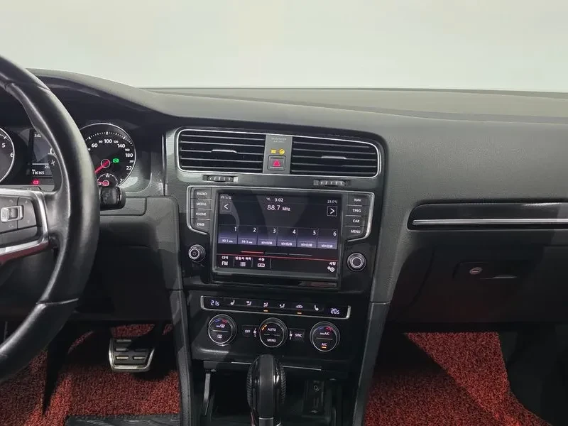 VW Golf 7Th Generation 2.0 Gti, снимка 16 - Автомобили и джипове - 55221622