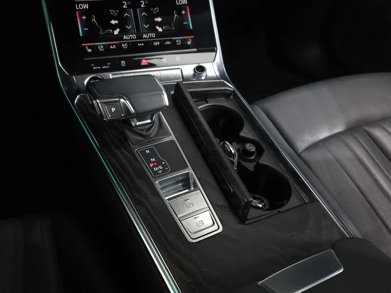 Audi A6 2.0 TFSI - САМО 30% АВАНС, снимка 9 - Автомобили и джипове - 56355462