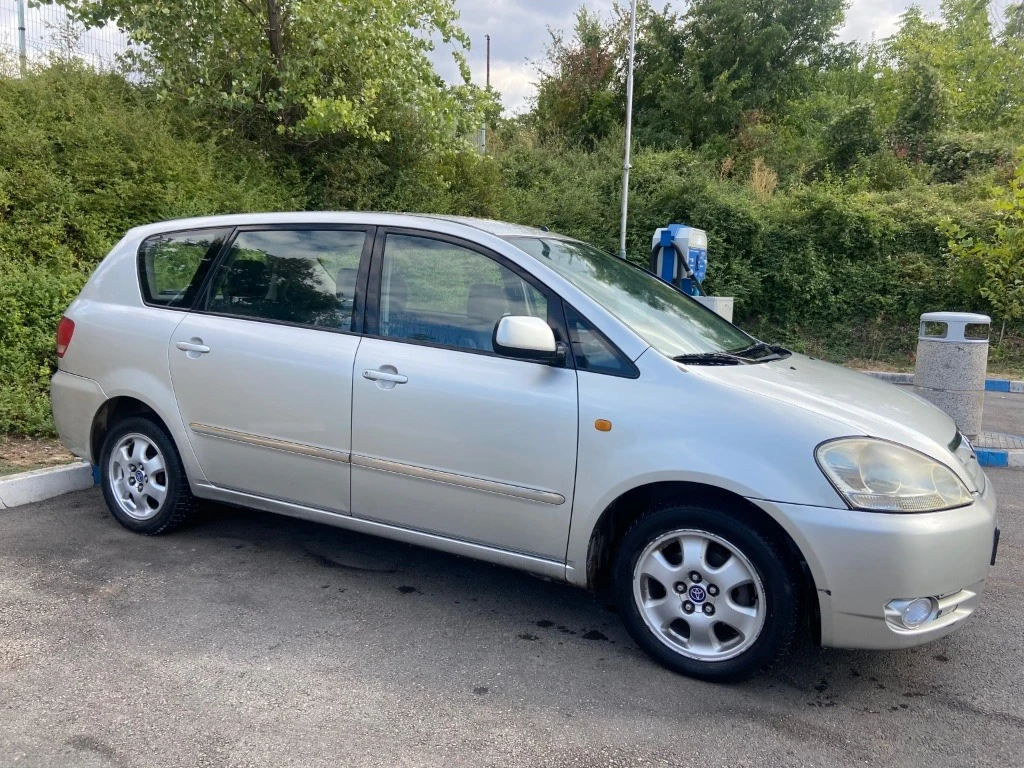 Toyota Avensis verso, снимка 1